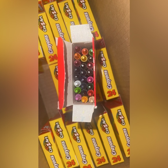 Cra-Z-Art Crayons 24 Count - Picture 2 of 3
